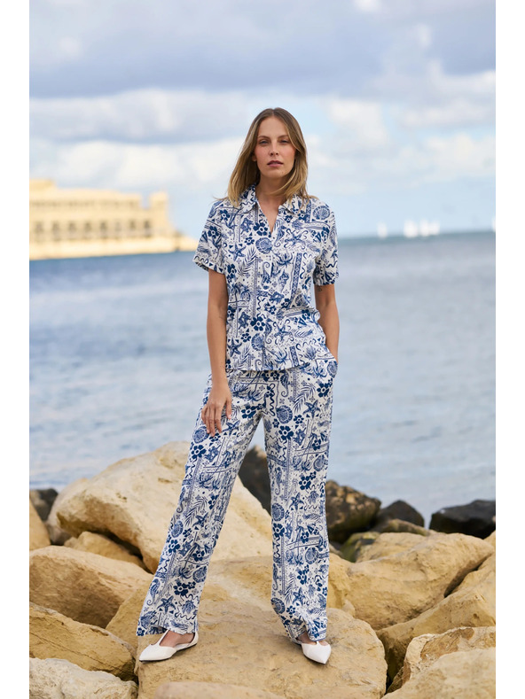 Moodo Vzorovaná košeľa tmavo modrá Moodo