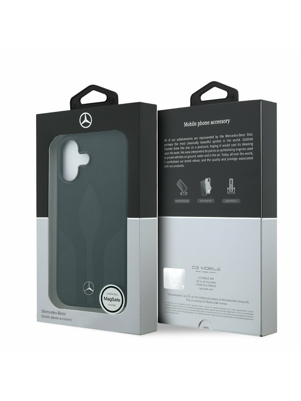 Mercedes Mercedes Kožený The Move MagSafe Zadný Kryt pre iPhone 17 Black