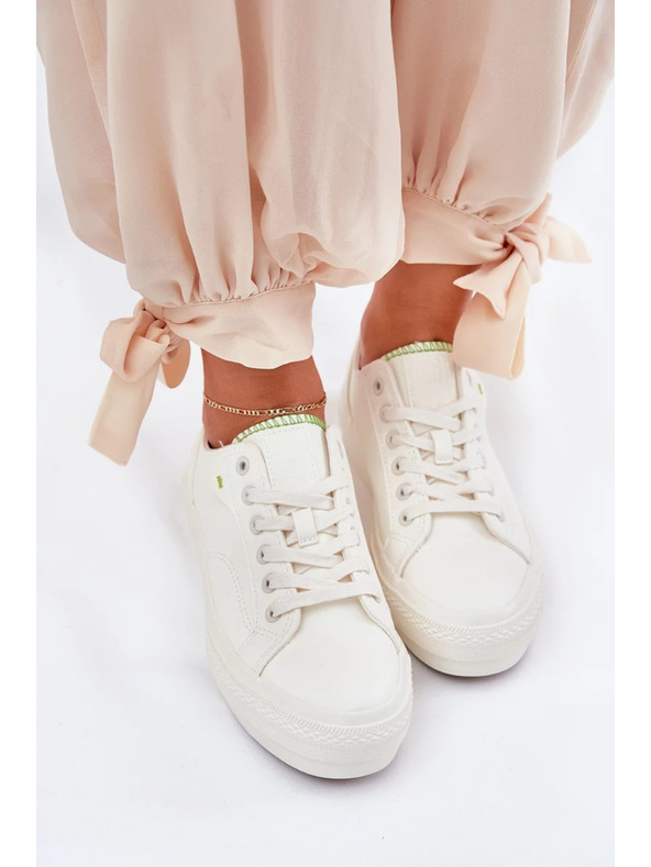 BIG STAR SHOES Dámske tenisky na platforme z ECO kože Big Star – biele