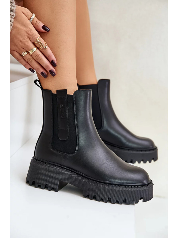 BIG STAR SHOES Dámske kožené zateplené členkové topánky Big Star Chelsea - čierne