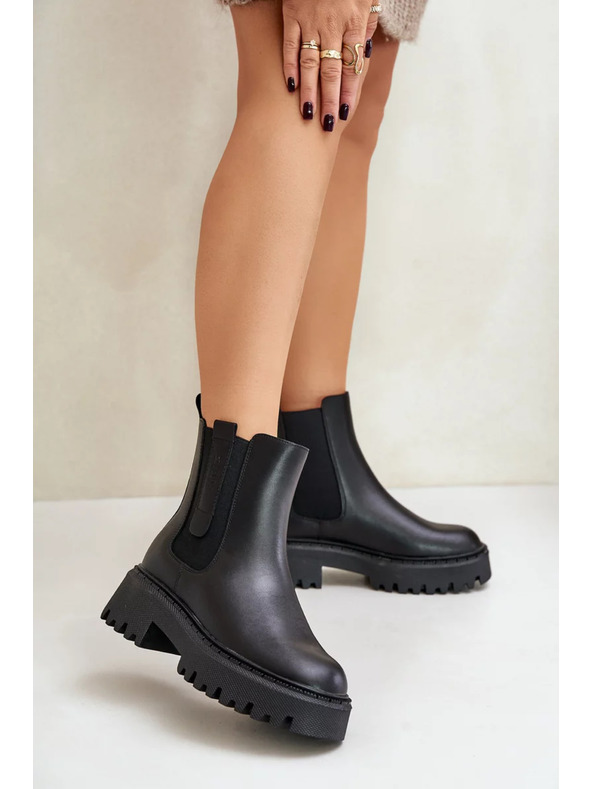 BIG STAR SHOES Dámske kožené zateplené členkové topánky Big Star Chelsea - čierne