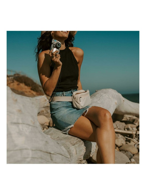 Heys Ružová Heys Basic Belt Bag