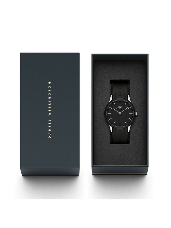 Daniel Wellington Strieborné pánske hodinky Daniel Wellington Iconic Motion