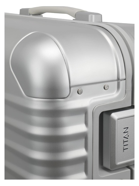 Titan Cestovný kufor Titan Eternity L Silver
