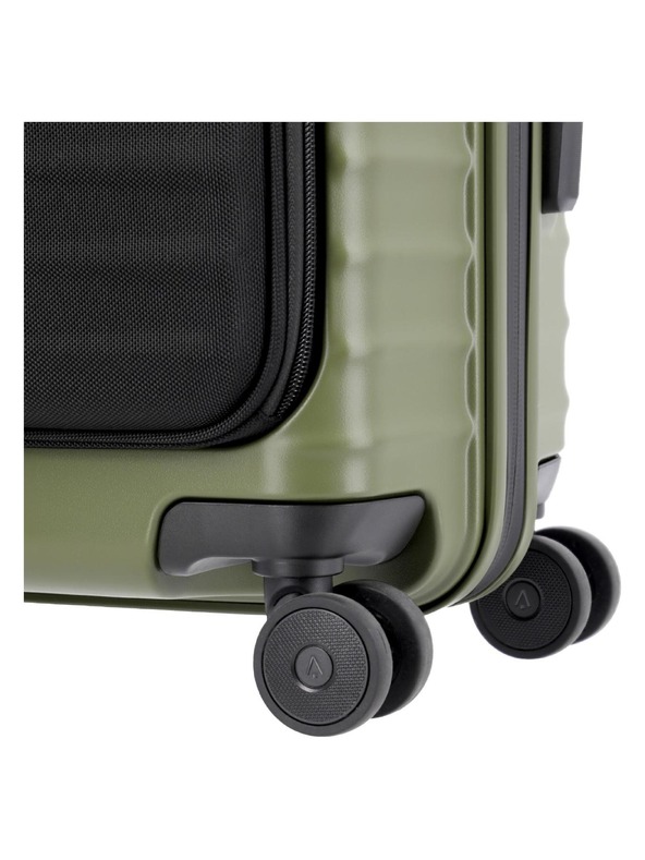 Titan Cestovný kufor Titan Upgrade S23 Front pocket Forest green