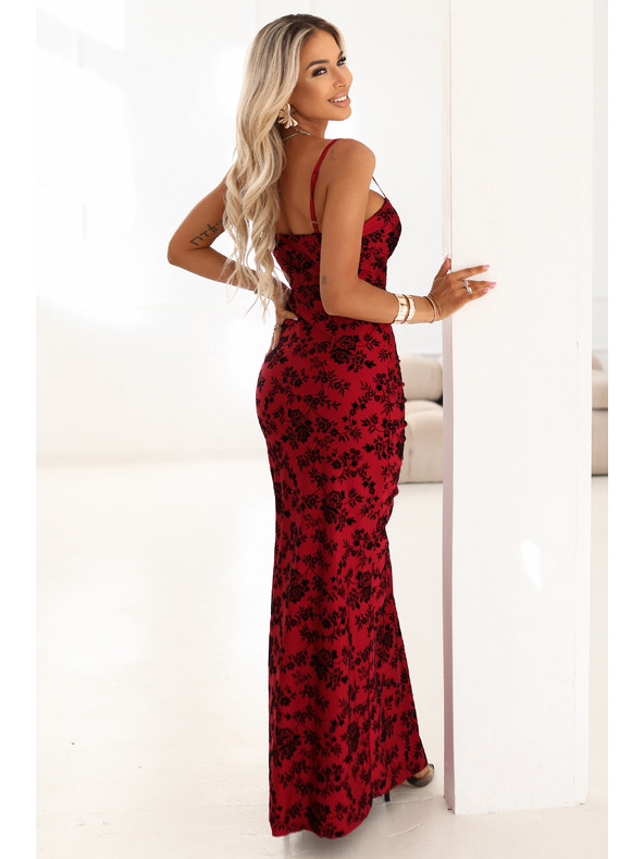 numoco basic Priliehavé maxi šaty so zavinovacím výstrihom a rozparkom - vínové s elegantným vzorom