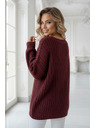 numoco basic Teplý oversized sveter s hustou tkaninou a výstrihom do V - vínový
