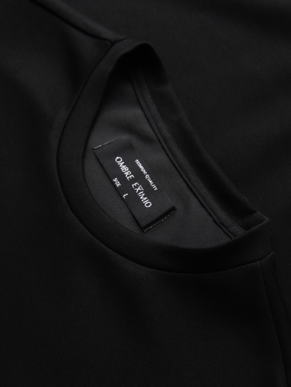 Ombre Clothing Pánska mikina s aplikáciou kríža a strieborným kameňom a okrúhlym výstrihom - čierna V1 OM-SSNZ-0271 Ombre Clothing