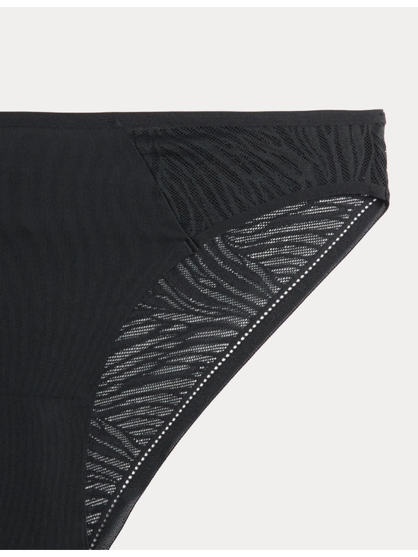 Marks & Spencer Balení 3 neviditeľných Body Invisibles™ čipkovaných brazílskych nohavičiek Marks & Spencer čierna