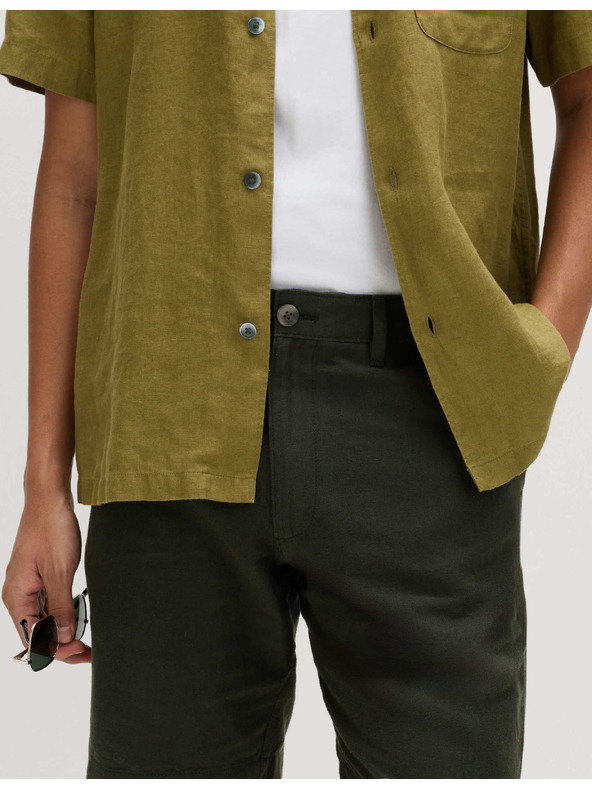 Marks & Spencer Chino šortky, zo zmesi ľanu Marks & Spencer zelená