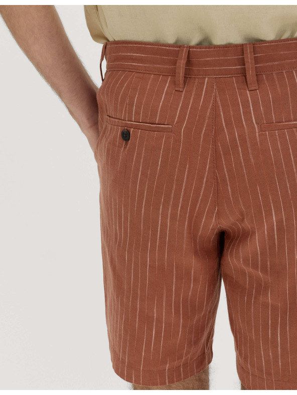 Marks & Spencer Chino šortky, zo zmesi ľanu Marks & Spencer hnedá