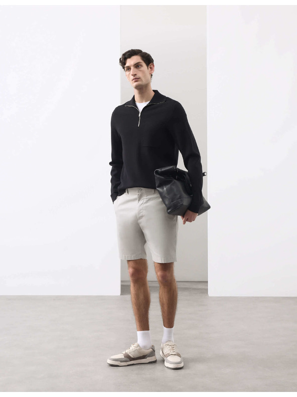 Marks & Spencer Ľahké chino šortky bežného strihu Marks & Spencer šedá