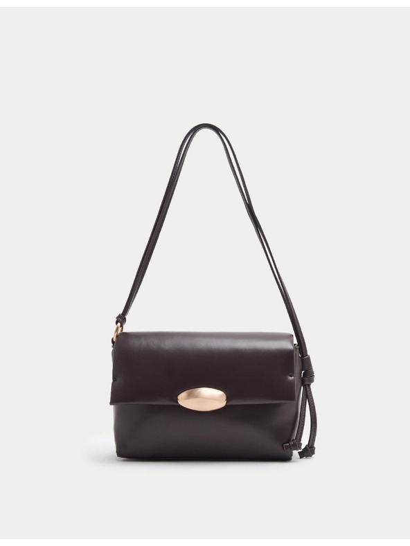 Marks & Spencer Mini taška cez rameno s kovovými detailami Marks & Spencer hnedá