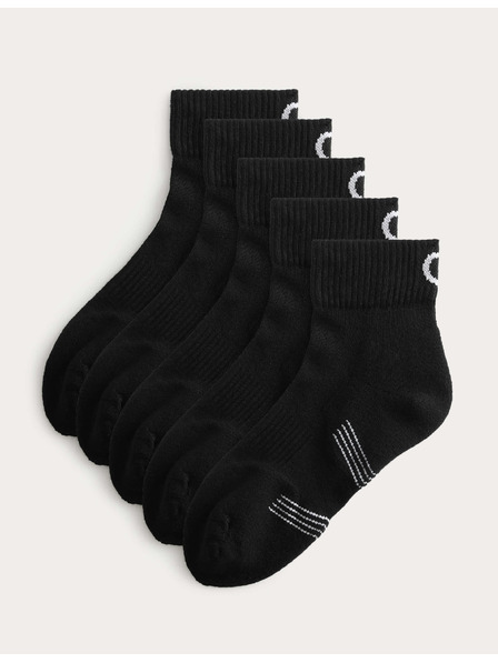 Marks & Spencer 5 párov športových odpružených ponožiek s vysokým podielom bavlny, technológiou Freshfeet a zesíleným chodidlom Marks & Spencer čierna