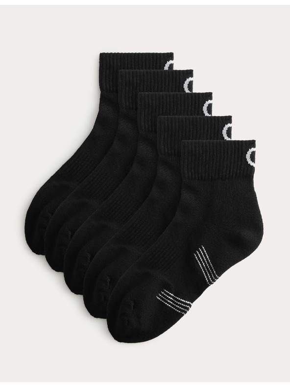 Marks & Spencer 5 párov športových odpružených ponožiek s vysokým podielom bavlny, technológiou Freshfeet a zesíleným chodidlom Marks & Spencer čierna