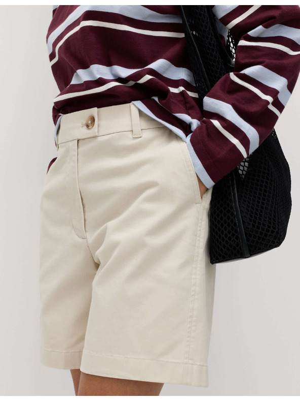 Marks & Spencer Chino kraťasy s vysokým pásom s vysokým podielom bavlny Marks & Spencer smotanová