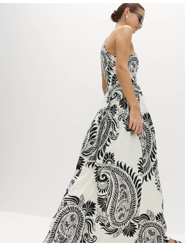 Marks & Spencer Prúdivé maxi šaty na jedno rameno s vysokým podielom ľanu Marks & Spencer čierna