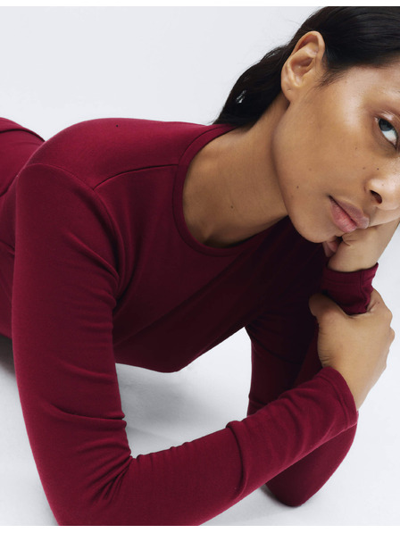 Marks & Spencer Termo top s výstrihom ku krku, s technológiou Heatgen™, stredná ohrievavosť Marks & Spencer červená