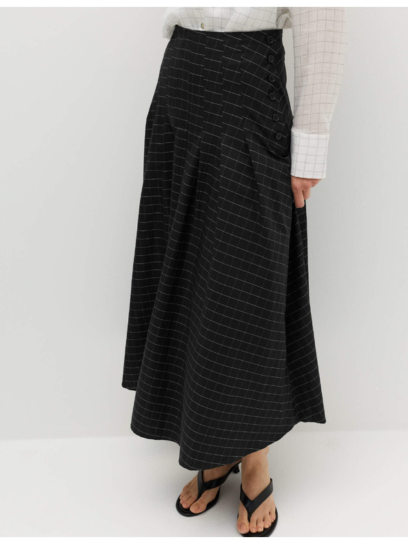 Marks & Spencer Kockovaná maxi sukňa s gombíkmi a vysokým podielom bavlny Marks & Spencer čierna