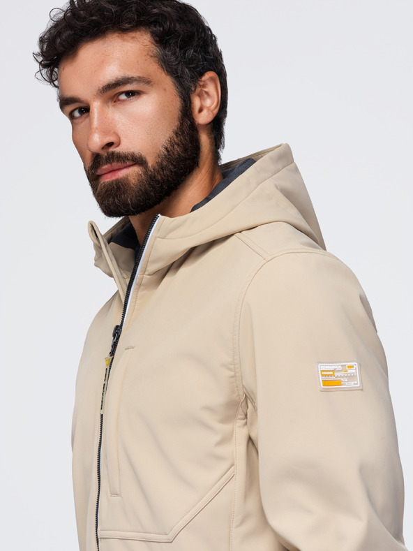 Ombre Clothing Pánska bunda SOFTSHELL s fleecovou podšívkou a kapucňou – piesková V4 OM-JANP-0292 Ombre Clothing