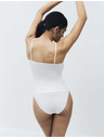 Marks & Spencer Košeľové neviditeľné telo Body Invisibles™ s technológiou Flexifit™ Marks & Spencer biela
