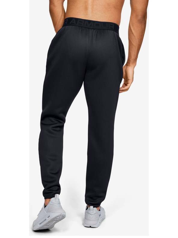 Under Armour /MOVE Tepláky