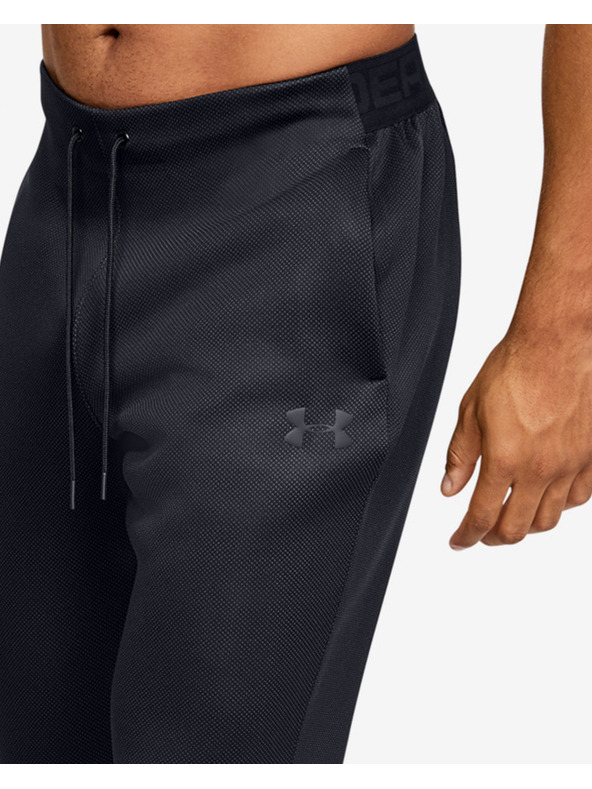 Under Armour /MOVE Tepláky